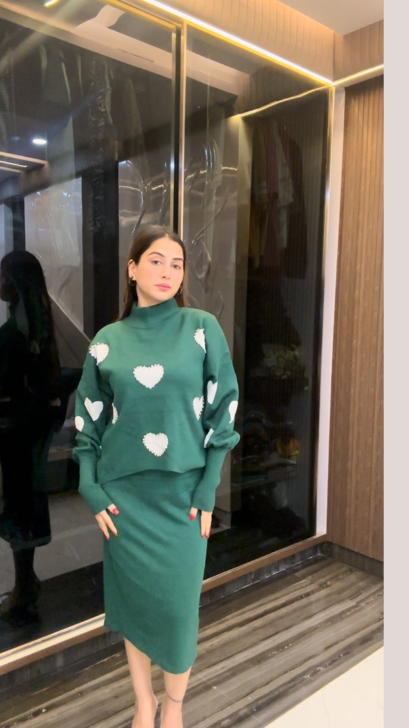 Beautiful Two-Piece Dress With Heart Design BC010