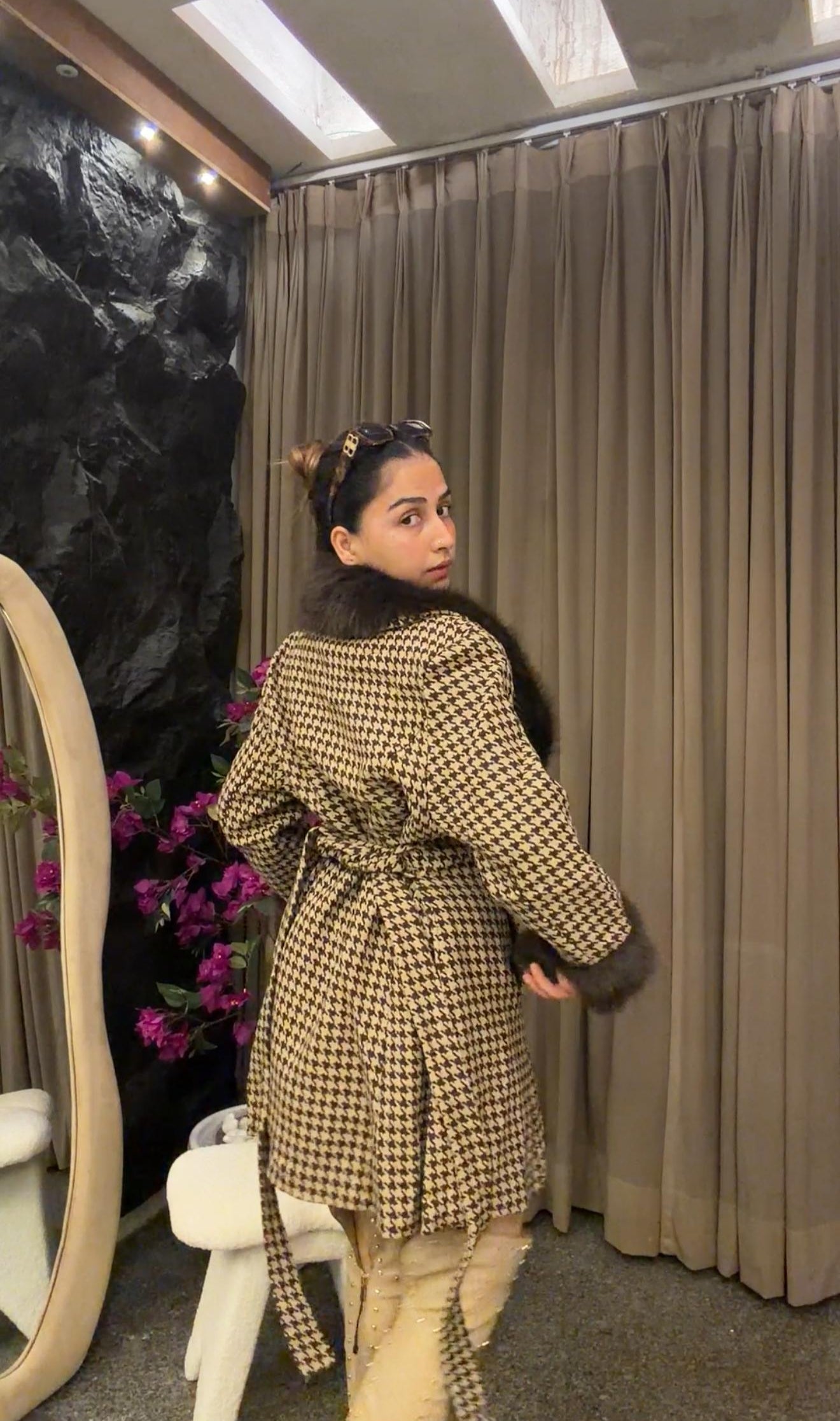 AMAZING CHECK FUR COAT BC169