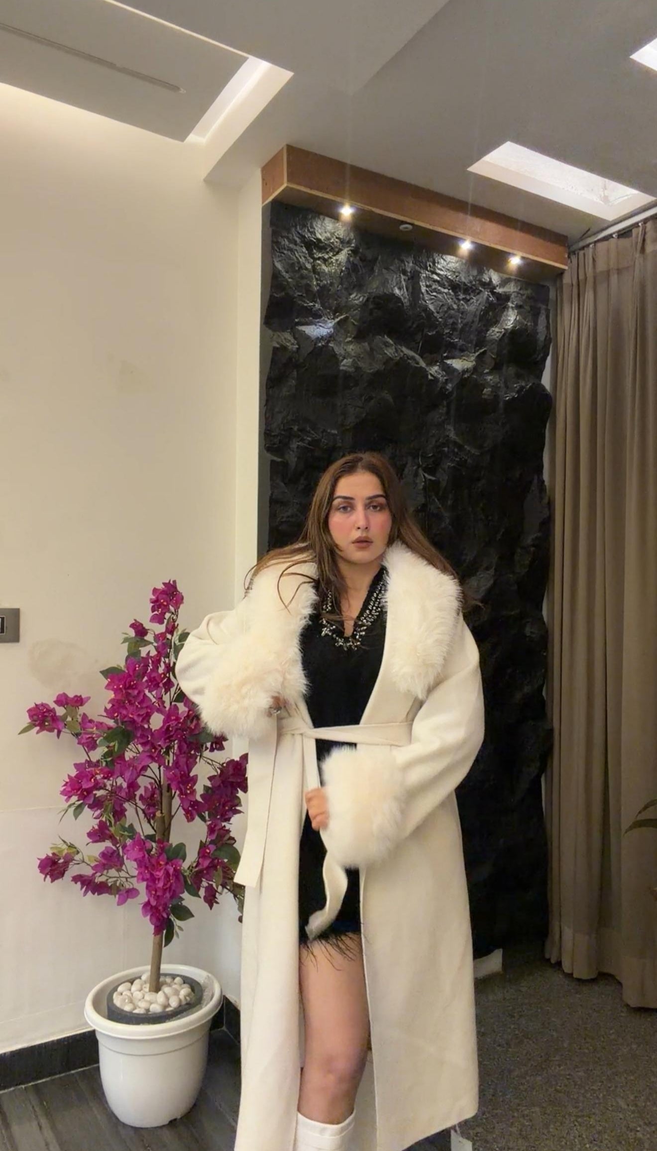 ELEGANT FURLINE LONG COAT BC179