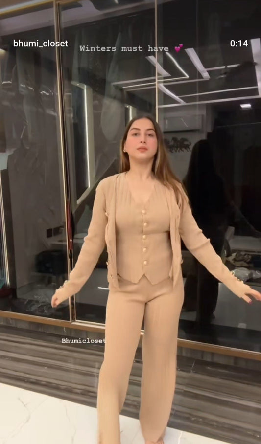 Beautiful 3pc cord-set BC156