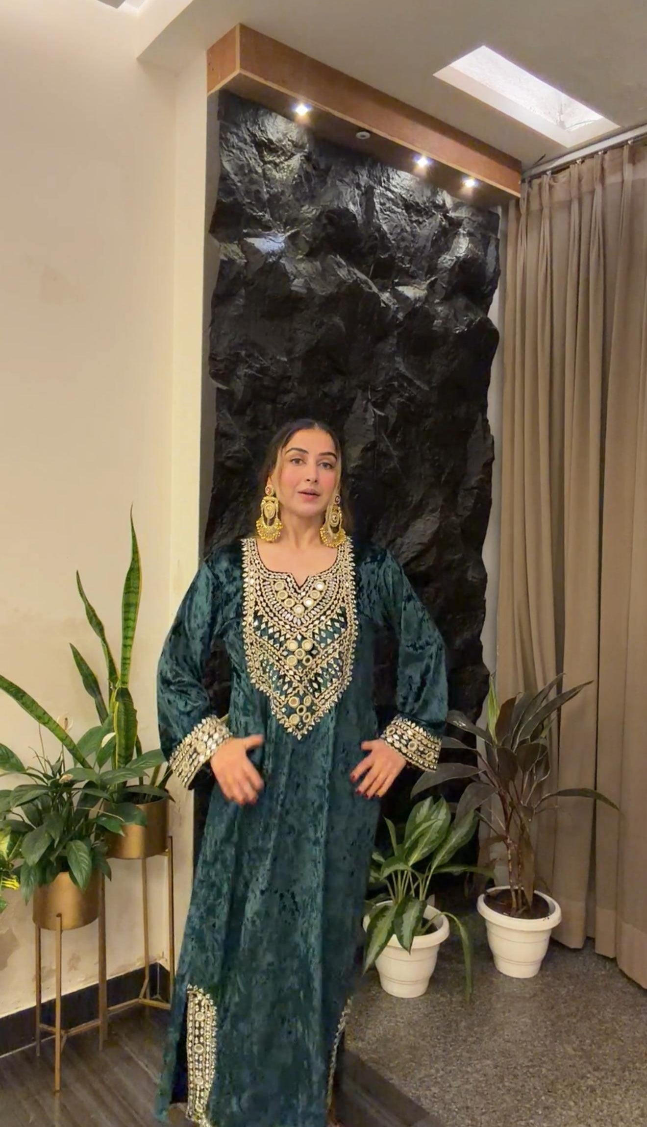 DESIGNER VELVET INDO-WESTERN BC174