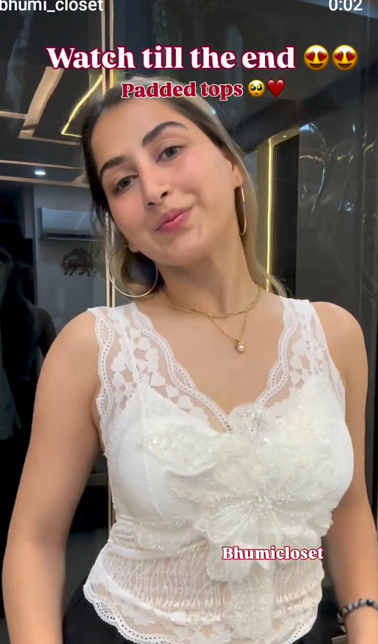 Lace Designed V Neck Crop Top BC119